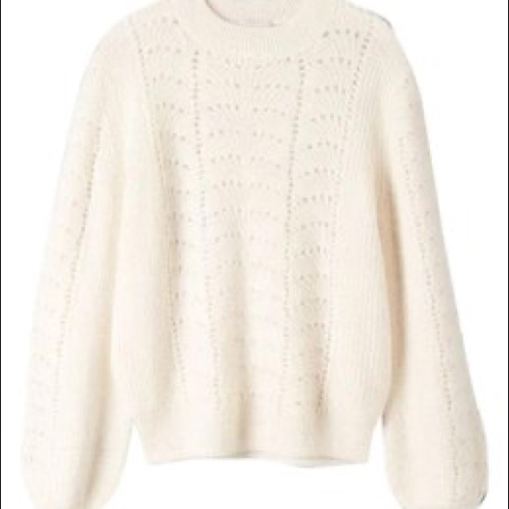 Aritzia Little Moon Gardenia Sweater